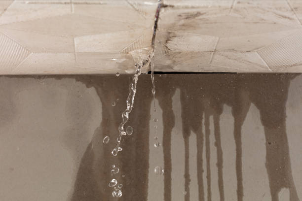 Professional Sewage Cleanup technician working in Glorieta, NM